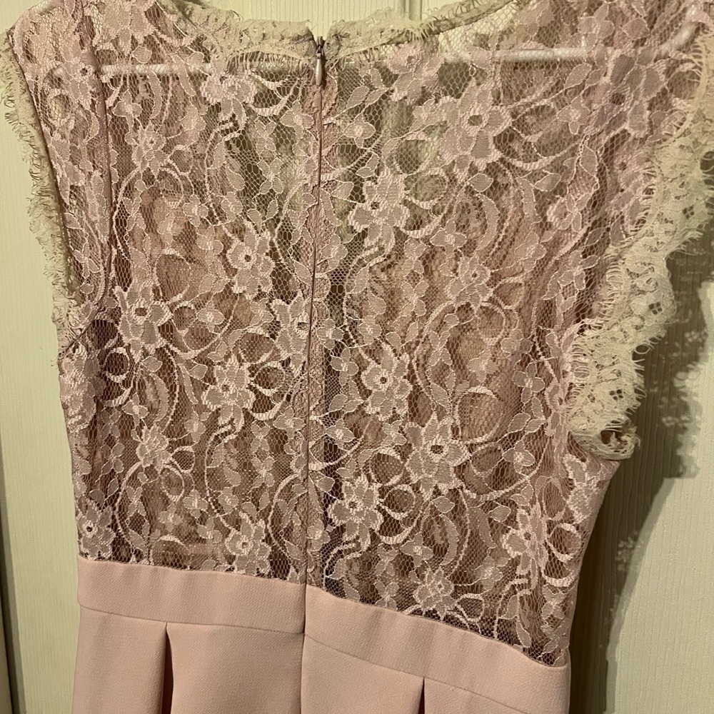 BCBGeneration Blush Lace V-Neck Dress – Size 10 - Picture 5 of 7
